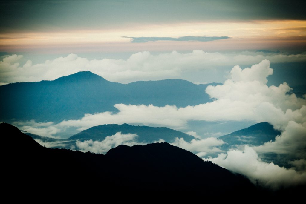 raimond-klavins-KxedGRkU2k4-unsplash